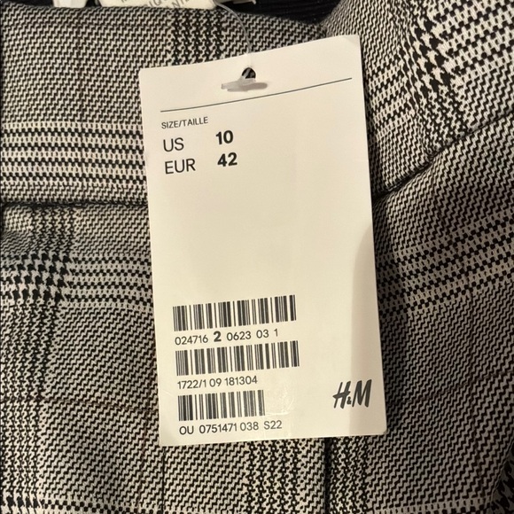 H&M Women's Gray Plaid Trousers - Picture 3 of 14